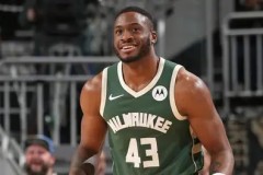 勇士队库里第五冠梦碎，科尔战术分歧致季赛失利